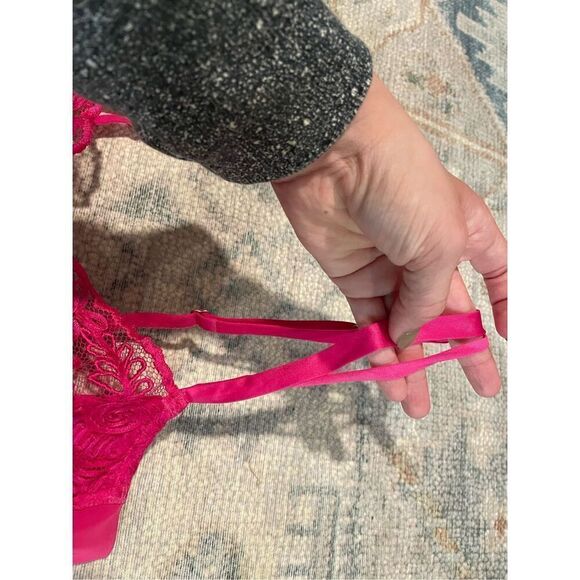 Victoria Secret very sexy push up without padding bra pink lace size 36D - Picture 5 of 6